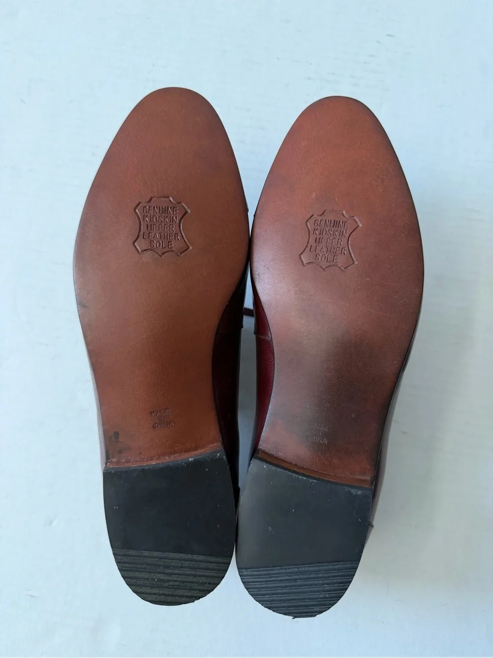 Yokshire & Hill elegant burgundy